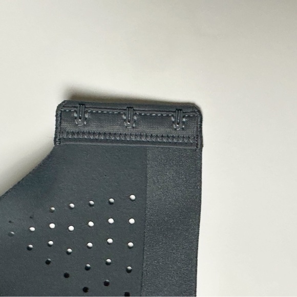 NWT VSX Featherweight Max High Support Sports Bra 38D - Picture 10 of 11